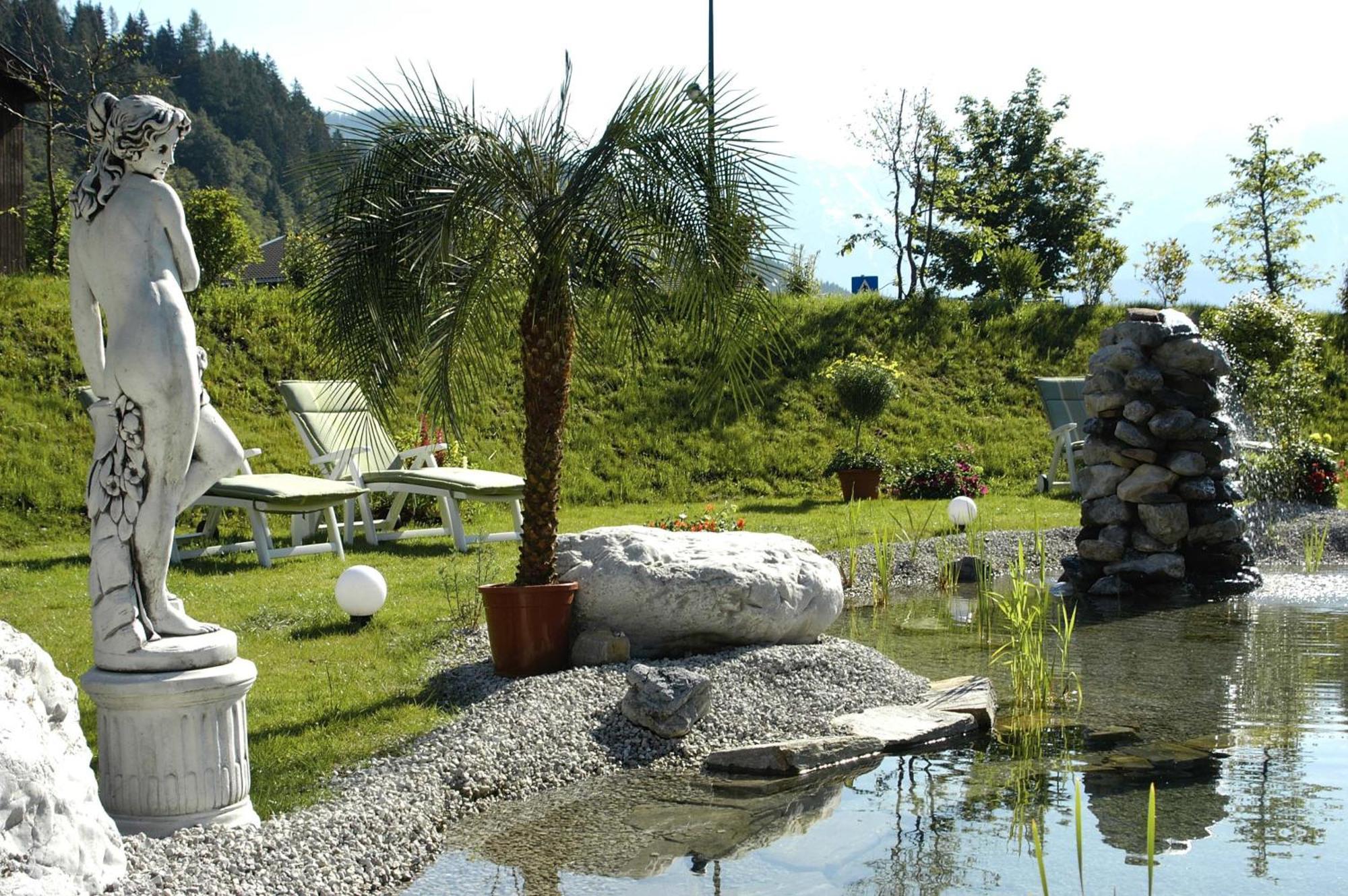 Gourmet-Hotel Gruenwald ليوغانغ المظهر الخارجي الصورة